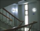 В многоквартирных домах выявили нарушения в работе аварийных светильников